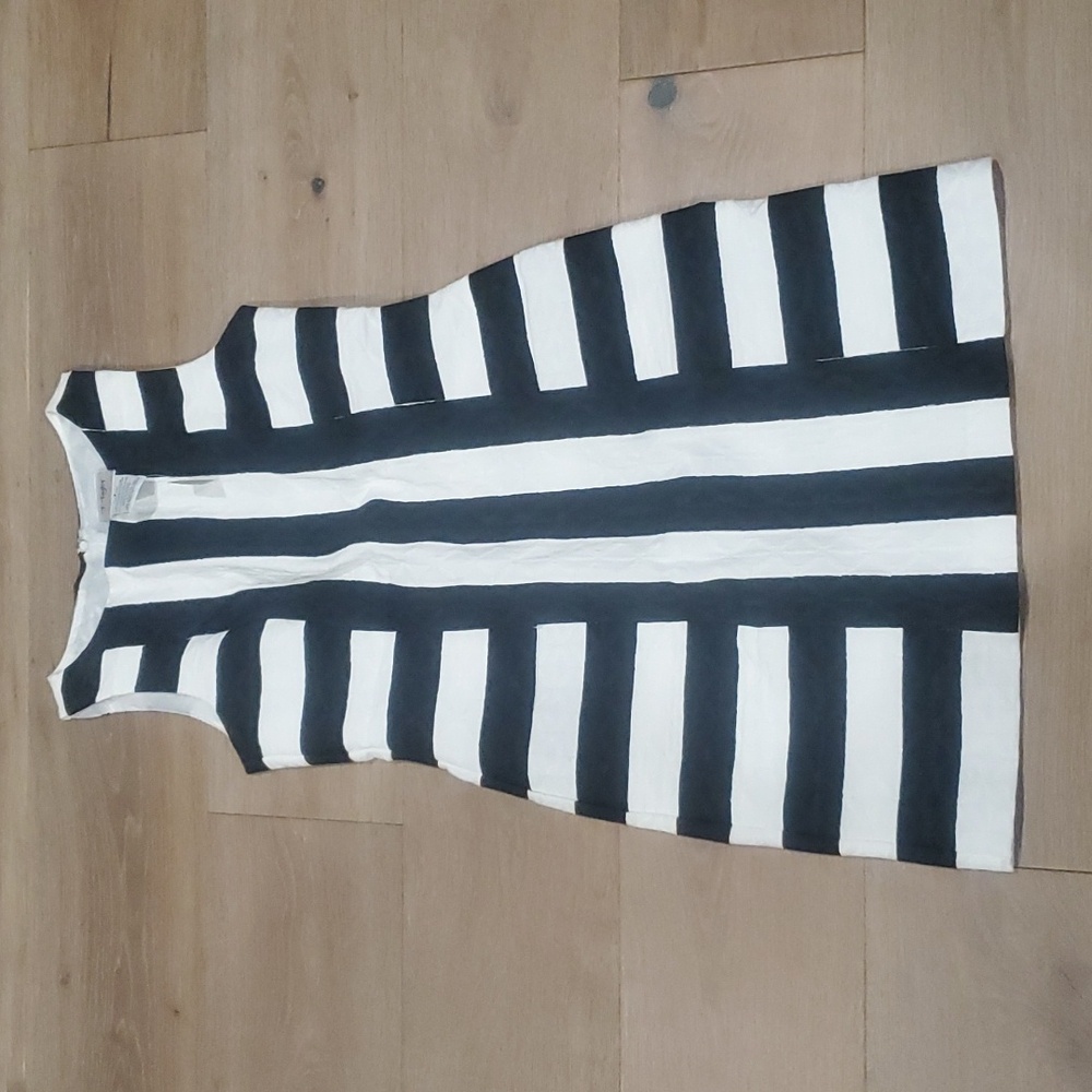 NWT J. Taylor Women's sz 8 Black White Striped Dress